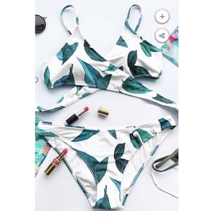 Cupshe fresh leaves bikini